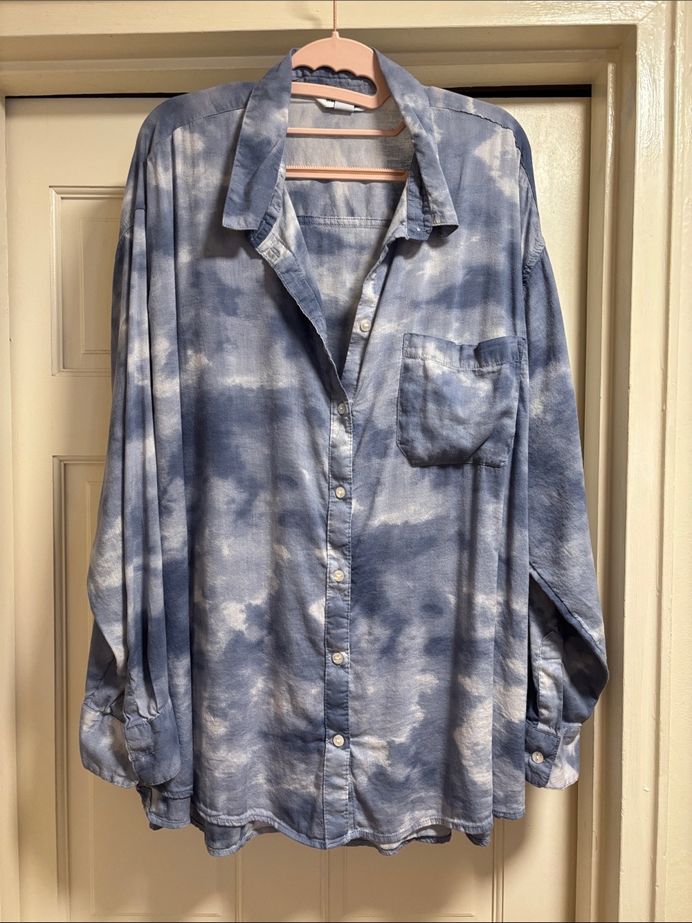 Blue tie dye boyfriend shirt